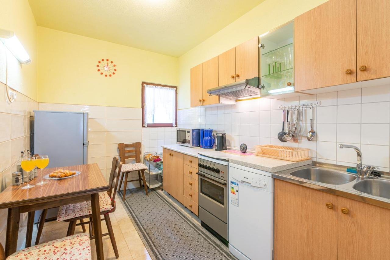 Apartament Apartman Knezevic Opric Zewnętrze zdjęcie