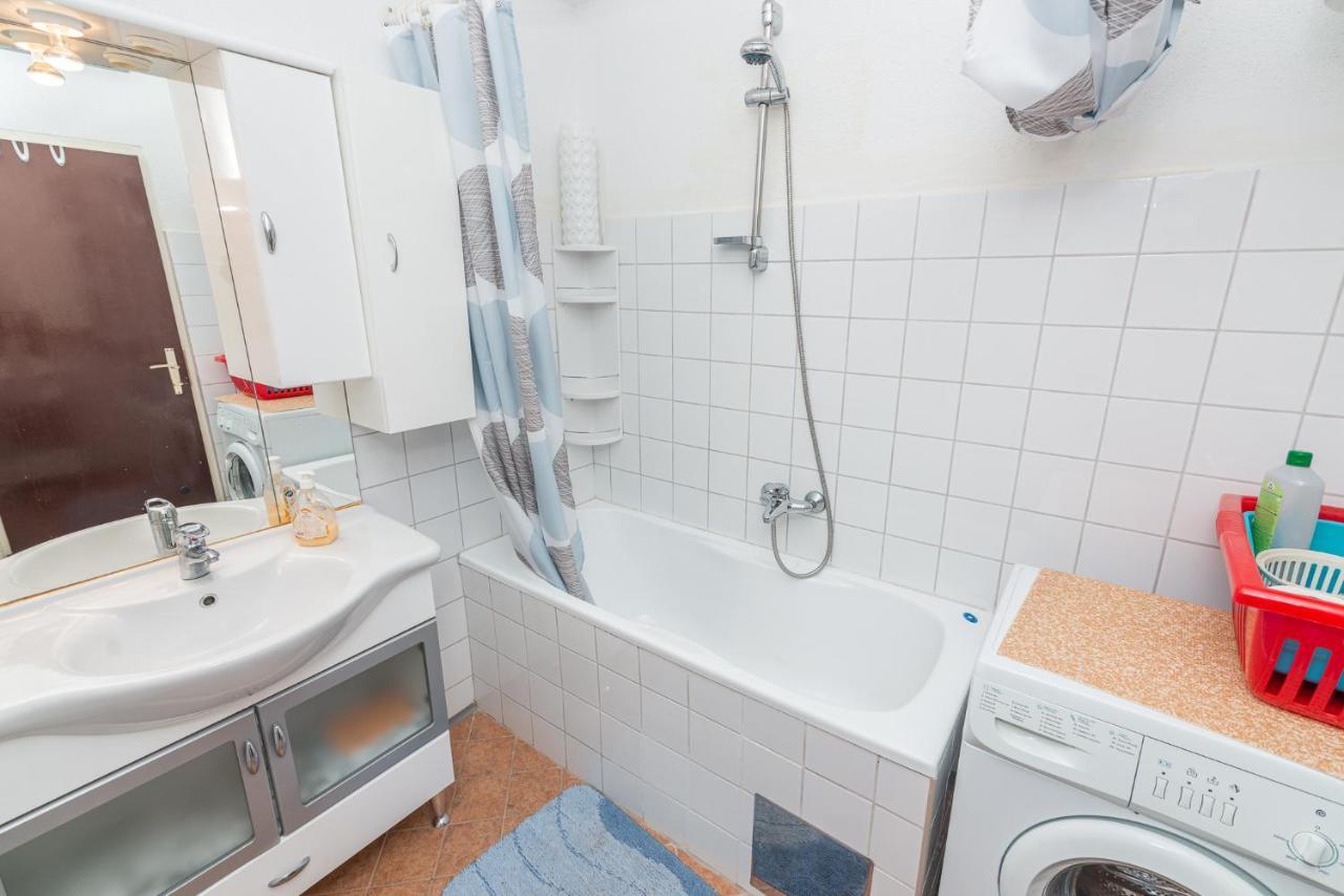 Apartament Apartman Knezevic Opric Zewnętrze zdjęcie