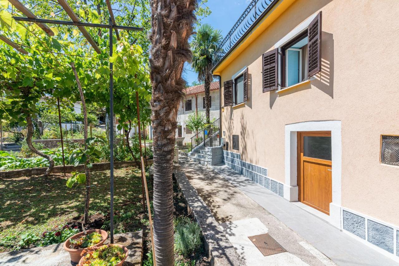 Apartament Apartman Knezevic Opric Zewnętrze zdjęcie