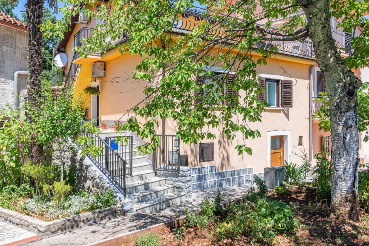 Apartament Apartman Knezevic Opric Zewnętrze zdjęcie