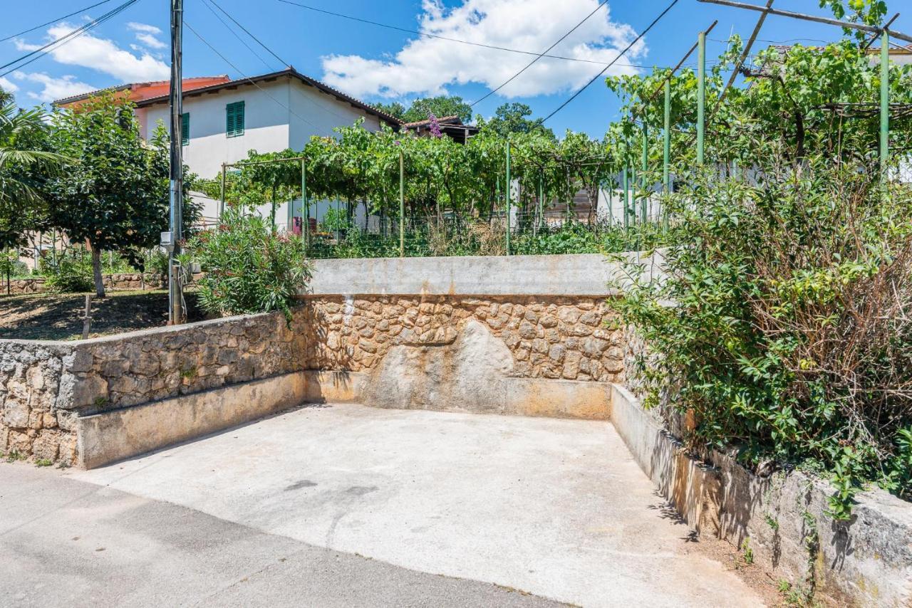 Apartament Apartman Knezevic Opric Zewnętrze zdjęcie